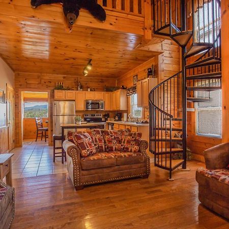 Вилла Bear Claw - Bear Claw Retreat In Pigeon Forge! Экстерьер фото